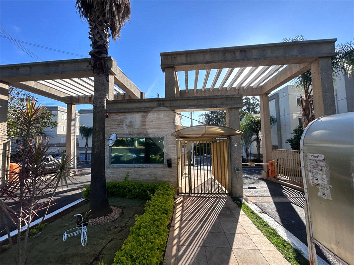 Apartamento no Monte D'oro á venda.