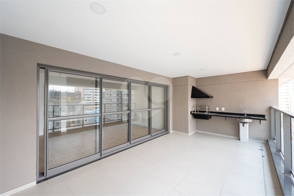 Apartamento à venda com 3 suítes em Vila Clementino, São Paulo, SP