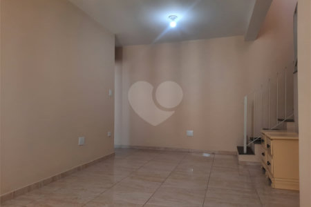 Cobertura à venda com 3 quartos, sendo 1 suíte, em Vila das Belezas, São Paulo, SP