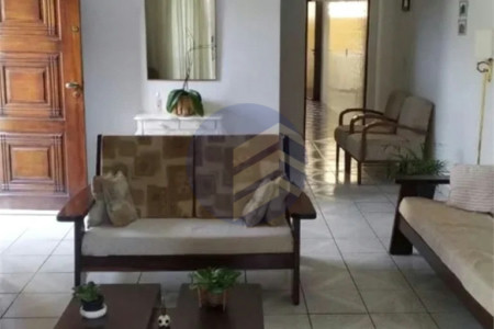 Sobrado à venda ou para alugar com 3 quartos, sendo 1 suíte, em Jaguaré, São Paulo - SP