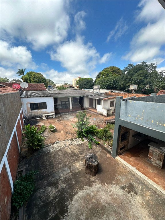 Sobrado à venda ou para alugar com 4 quartos, sendo 2 suítes, em Vila Lacíria, Ponta Porã, MS