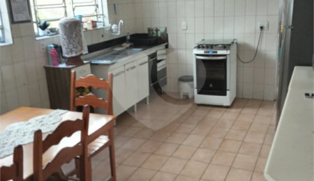 Sobrado à venda com 3 quartos, sendo 1 suíte,  em Tremembé, São Paulo, SP