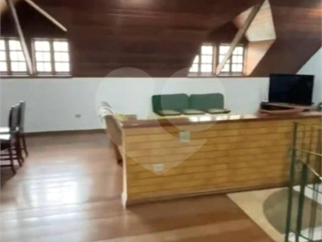 Casa à venda com 6 quartos, sendo 2 suítes,  em Mato Dentro, Mairiporã, SP