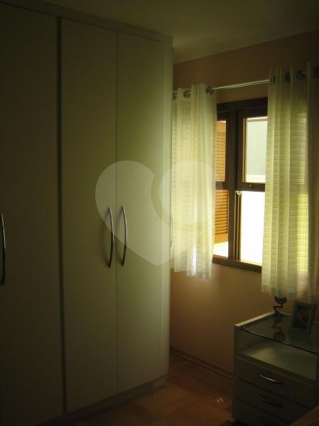 Sobrado à venda com 3 quartos, sendo 1 suíte, em Vila Ester (zona Norte), São Paulo, SP