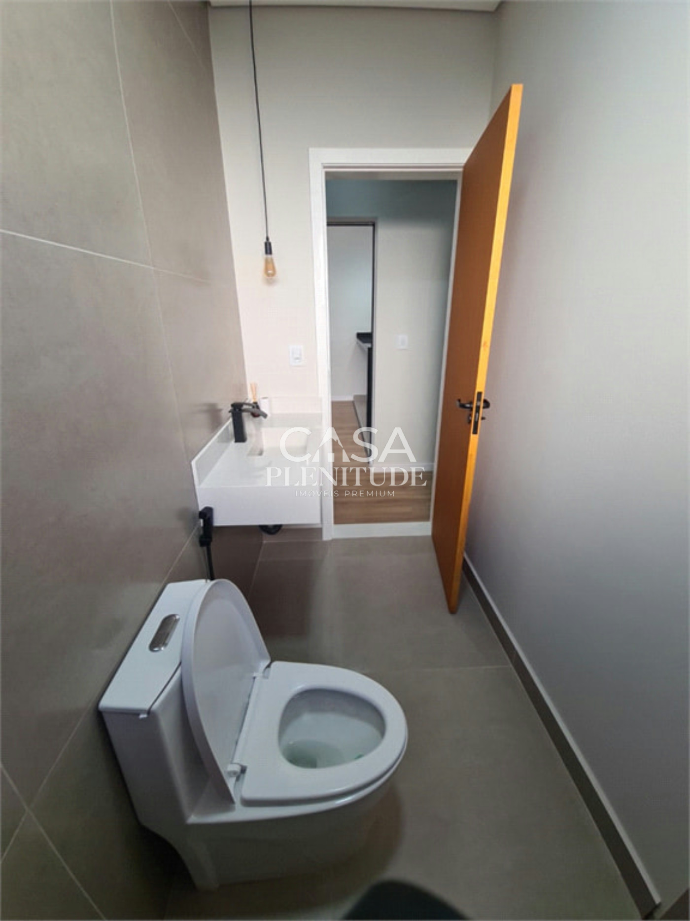 Casa em condomínio à venda com 3 quartos, sendo 1 suíte,  em Jardim Novo Horizonte, Sorocaba, SP