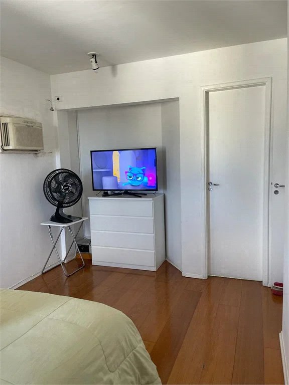 Cobertura à venda com 3 quartos, sendo 1 suíte, em Vila Suzana, São Paulo, SP