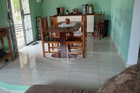 Casa à venda com 3 quartos, sendo 1 suíte, no condomínio Cafezal VI, Itupeva - SP
