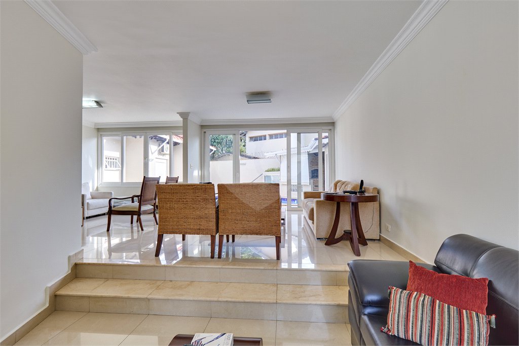 Casa de Vila à venda com 4 quartos, sendo 2 suítes, em Campo Grande, São Paulo, SP