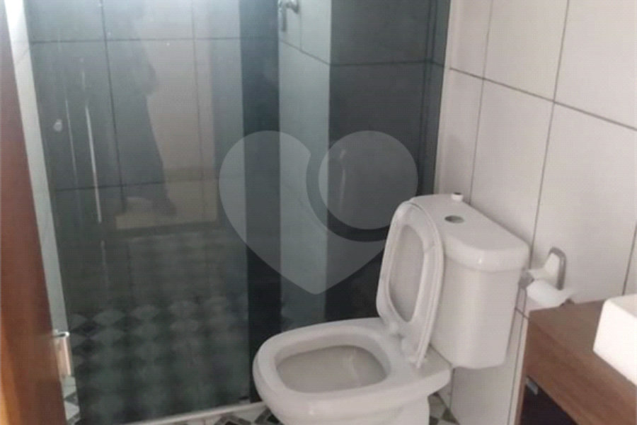 Apartamento à venda com 2 quartos em Cidade Tiradentes, São Paulo, SP
