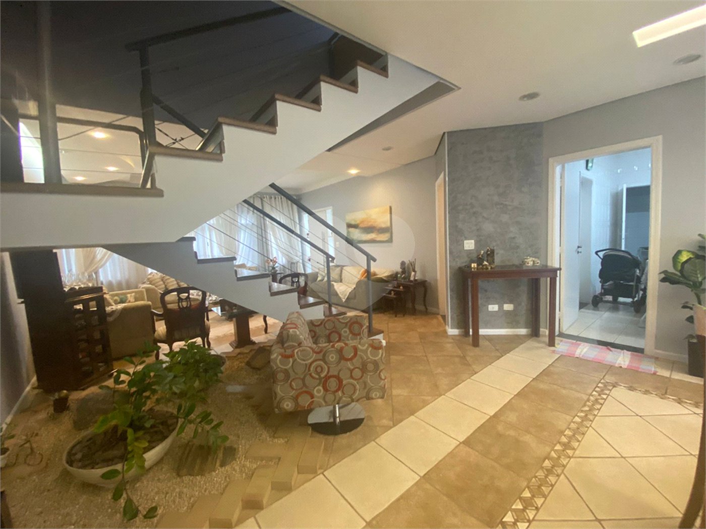 Casa à venda com 4 suítes no condomínio Okinawa, Paulínia - SP