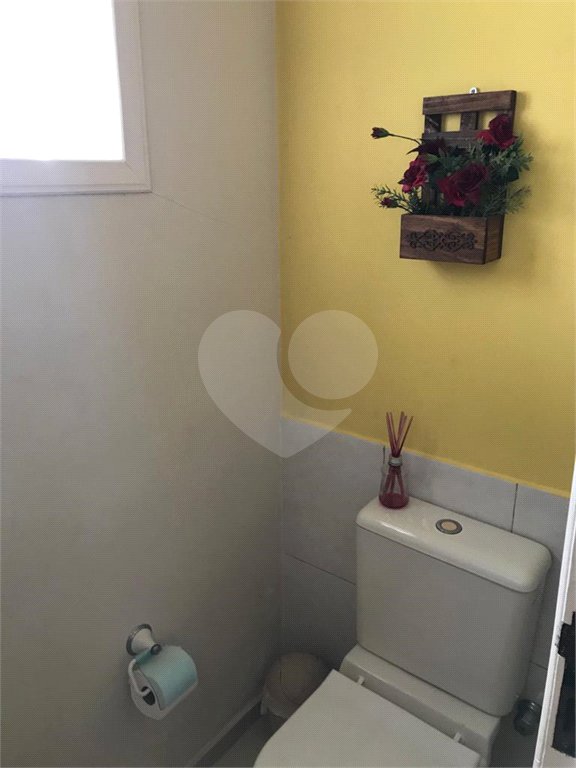 Sobrado à venda com 3 quartos, sendo 1 suíte, em Jardim América, Bragança Paulista, SP