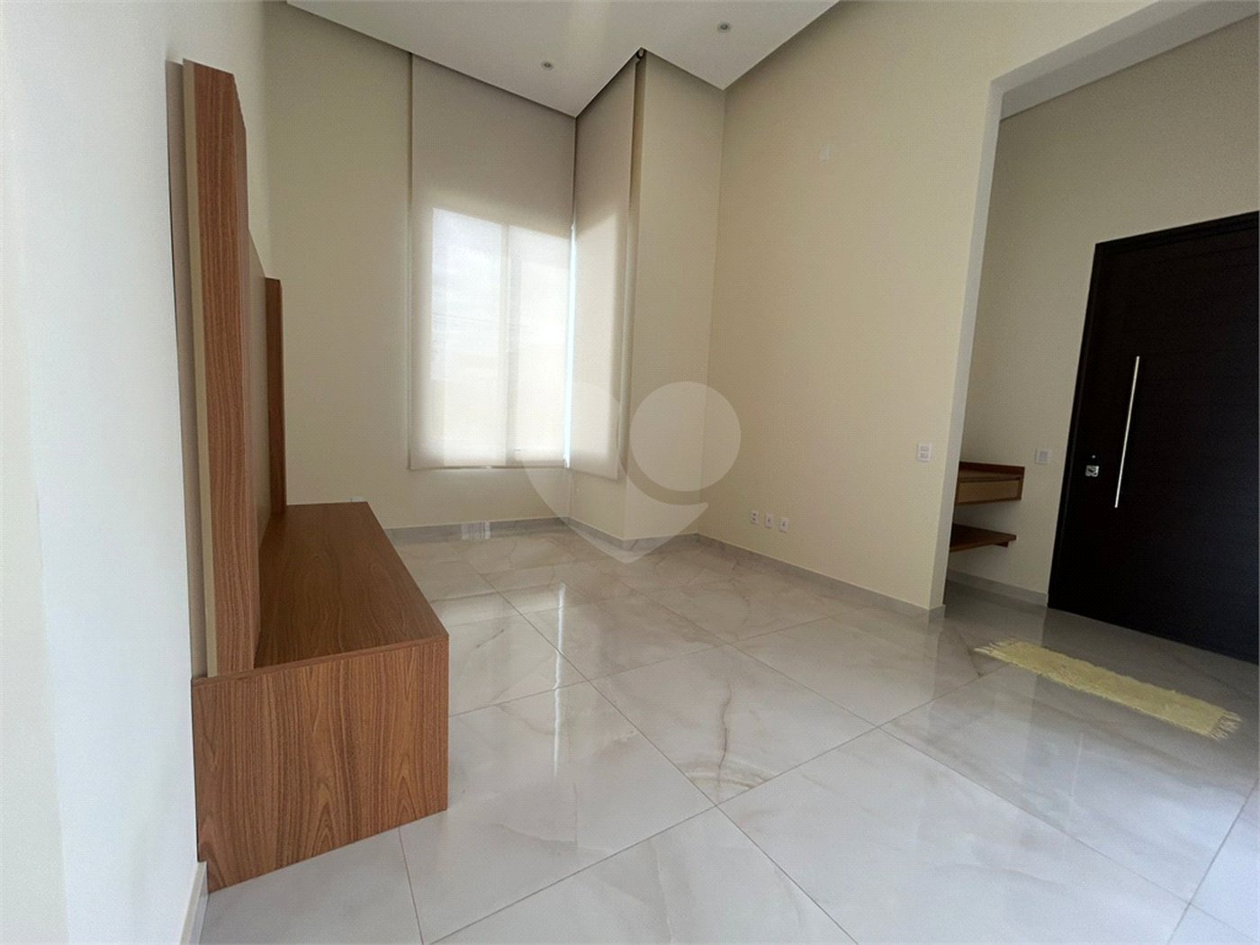 Casa à venda com 4 suítes no condomínio Chácara Ondina, Sorocaba - SP