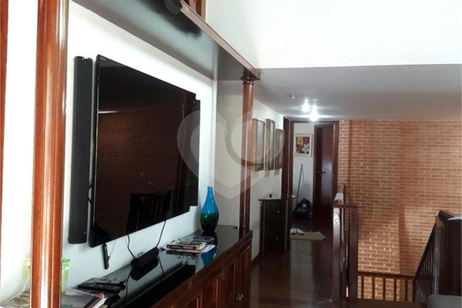 Sobrado à venda com 3 suítes em Tremembé, São Paulo, SP