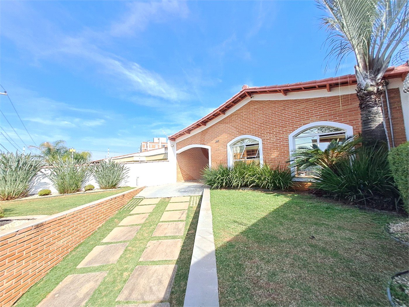 Casa à venda com 3 quartos, sendo 1 suíte, em Vila Trujillo, Sorocaba, SP