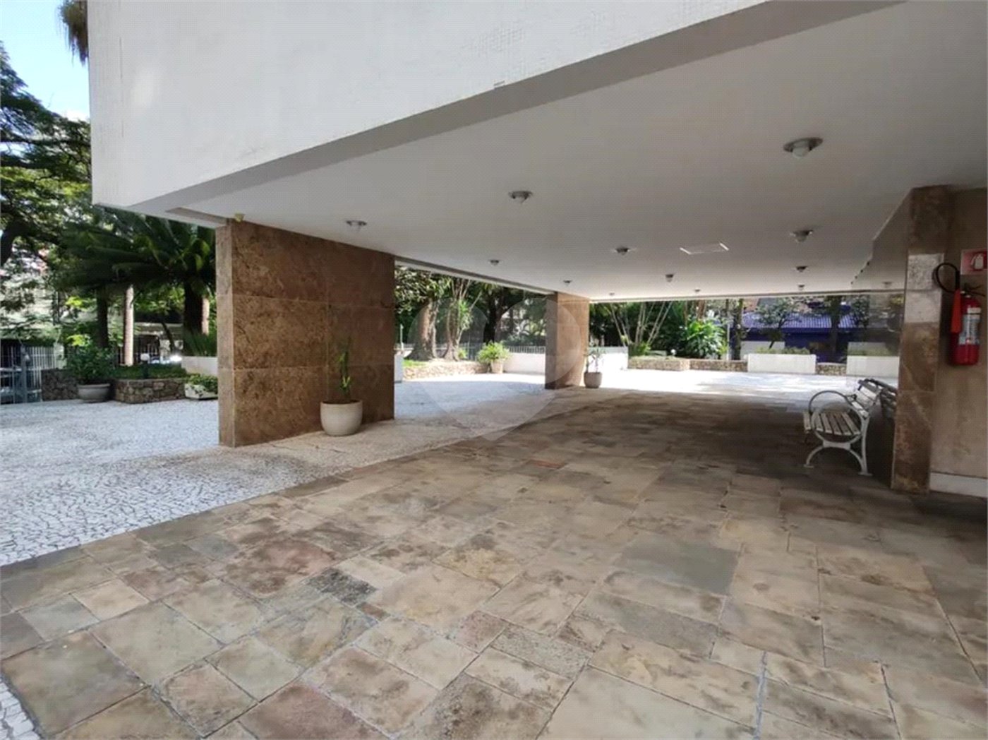 Apartamento à venda com 4 quartos, sendo 1 suíte, em Brooklin Paulista, São Paulo, SP