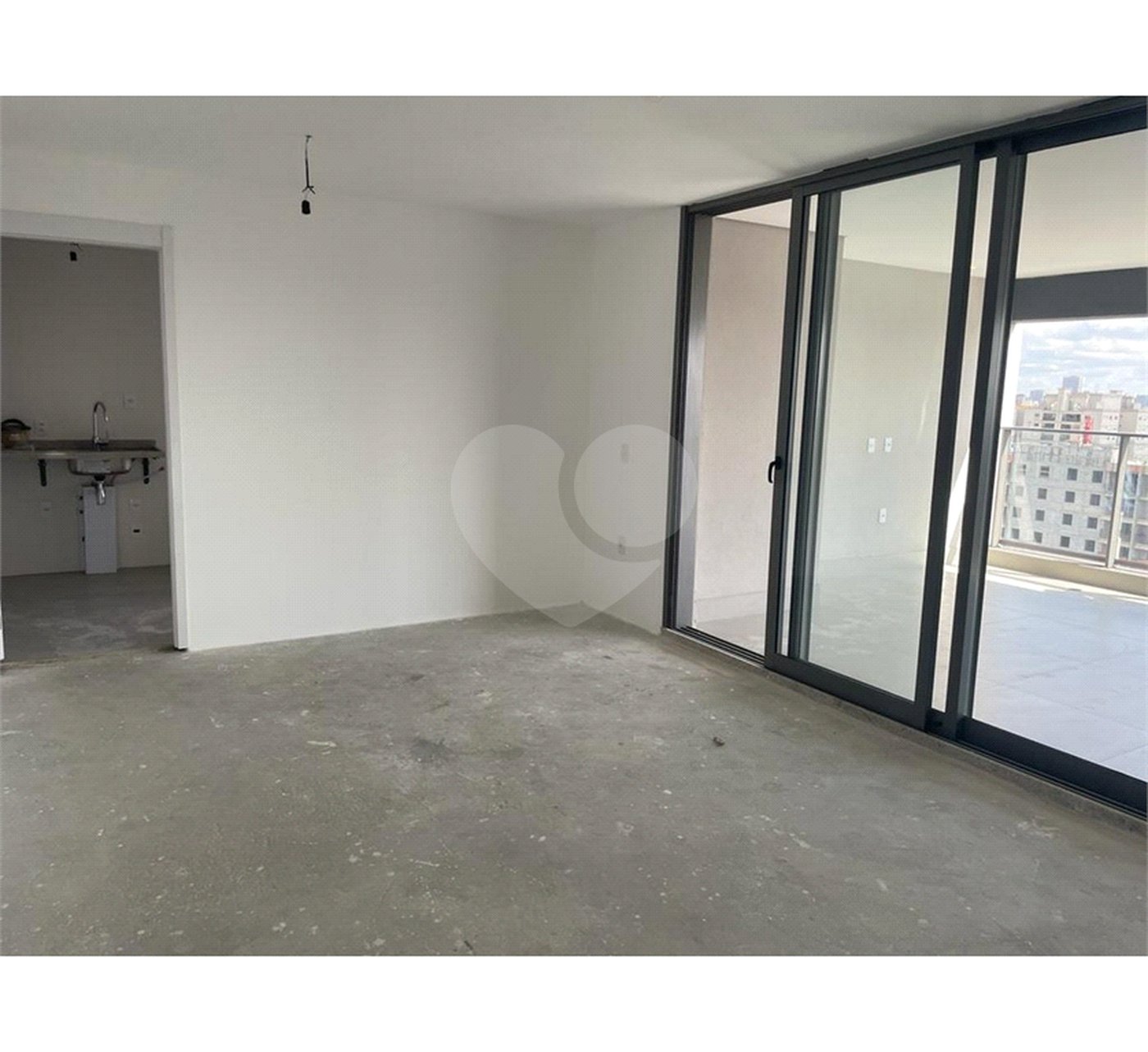 Apartamento à venda com 3 suítes em Campo Belo, São Paulo, SP