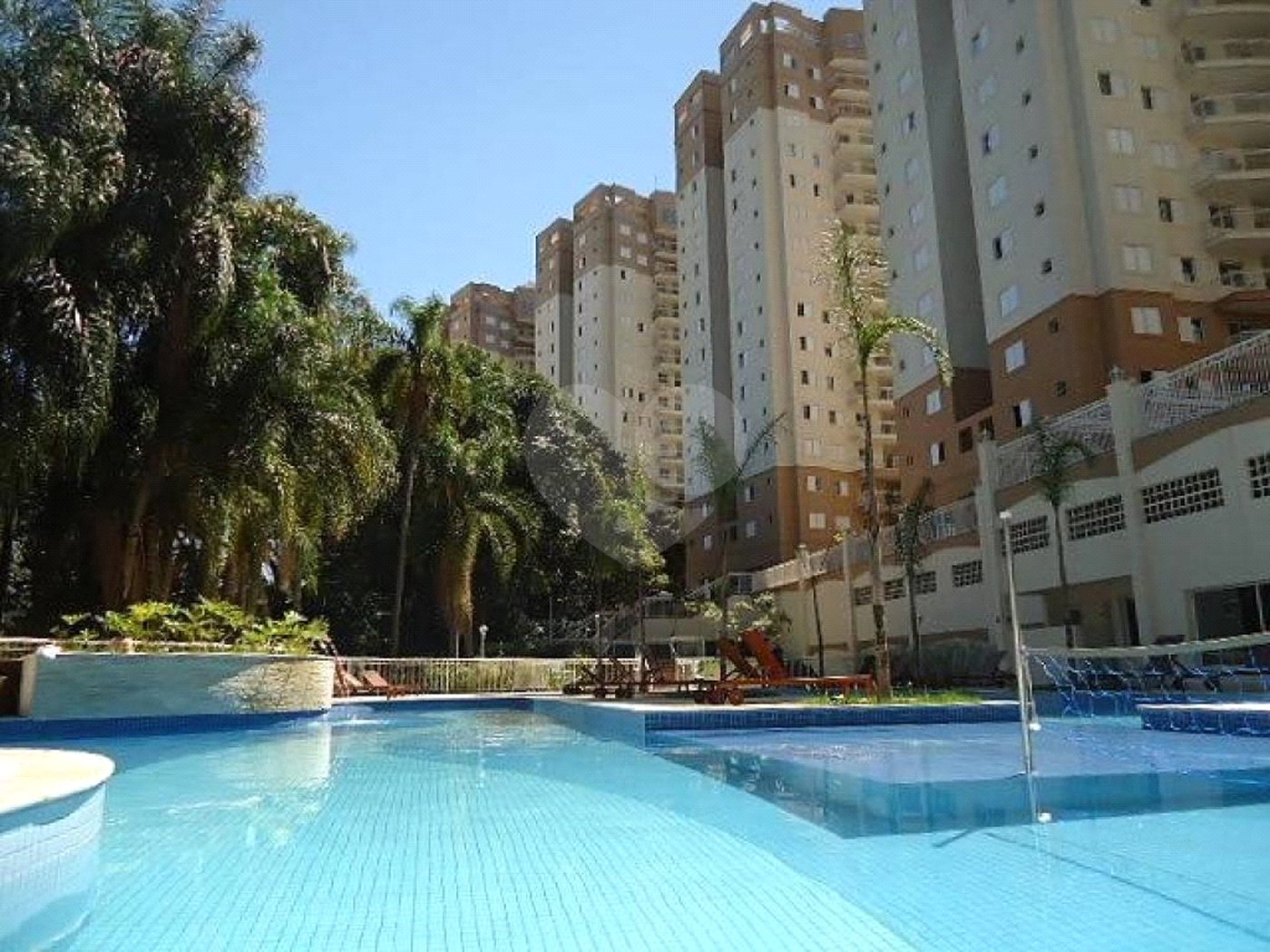 Apartamento à venda com 3 quartos, sendo 2 suítes,  em Jardim Arpoador, São Paulo, SP