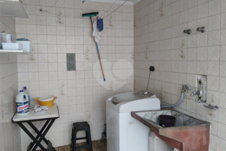 Sobrado à venda com 3 quartos, sendo 1 suíte,  em Vila Nivi, São Paulo, SP