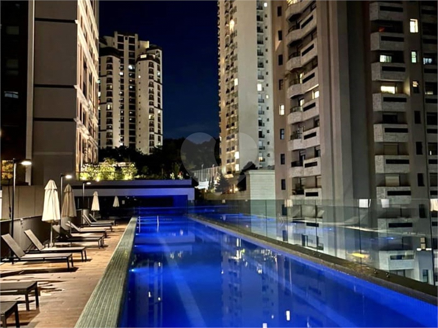 Apartamento à venda ou para alugar com 1 suíte em Jardim Fonte do Morumbi, São Paulo, SP