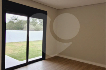 Casa à venda com 3 suítes no condomínio Campo de Toscana, Vinhedo - SP