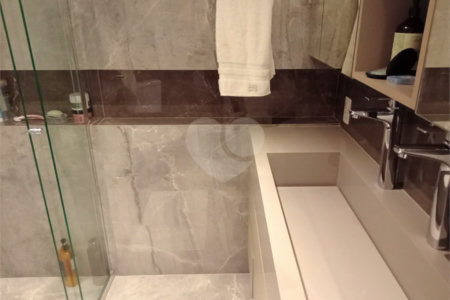 Apartamento à venda com 3 suítes em Santana, São Paulo, SP