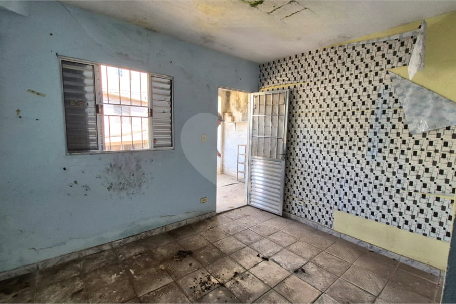 Sobrado à venda com 3 quartos em Jardim Labitary, São Paulo, SP