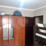 Casa térrea para venda, com 2 dormitórios, sendo 1 suíte.