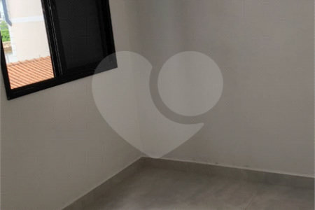 Casa em condomínio à venda com 2 quartos em Vila Rosa, São Paulo, SP