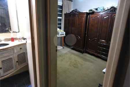 Sobrado à venda com 3 quartos, sendo 1 suíte, em Vila Clementino, São Paulo, SP