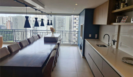 Apartamento à venda com 3 suítes em Vila Suzana, São Paulo, SP