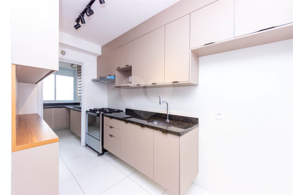 Apartamento à venda com 3 quartos, sendo 1 suíte,  em Vila Cruzeiro, São Paulo, SP