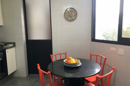 Apartamento à venda com 3 suítes em Vila Andrade, São Paulo, SP