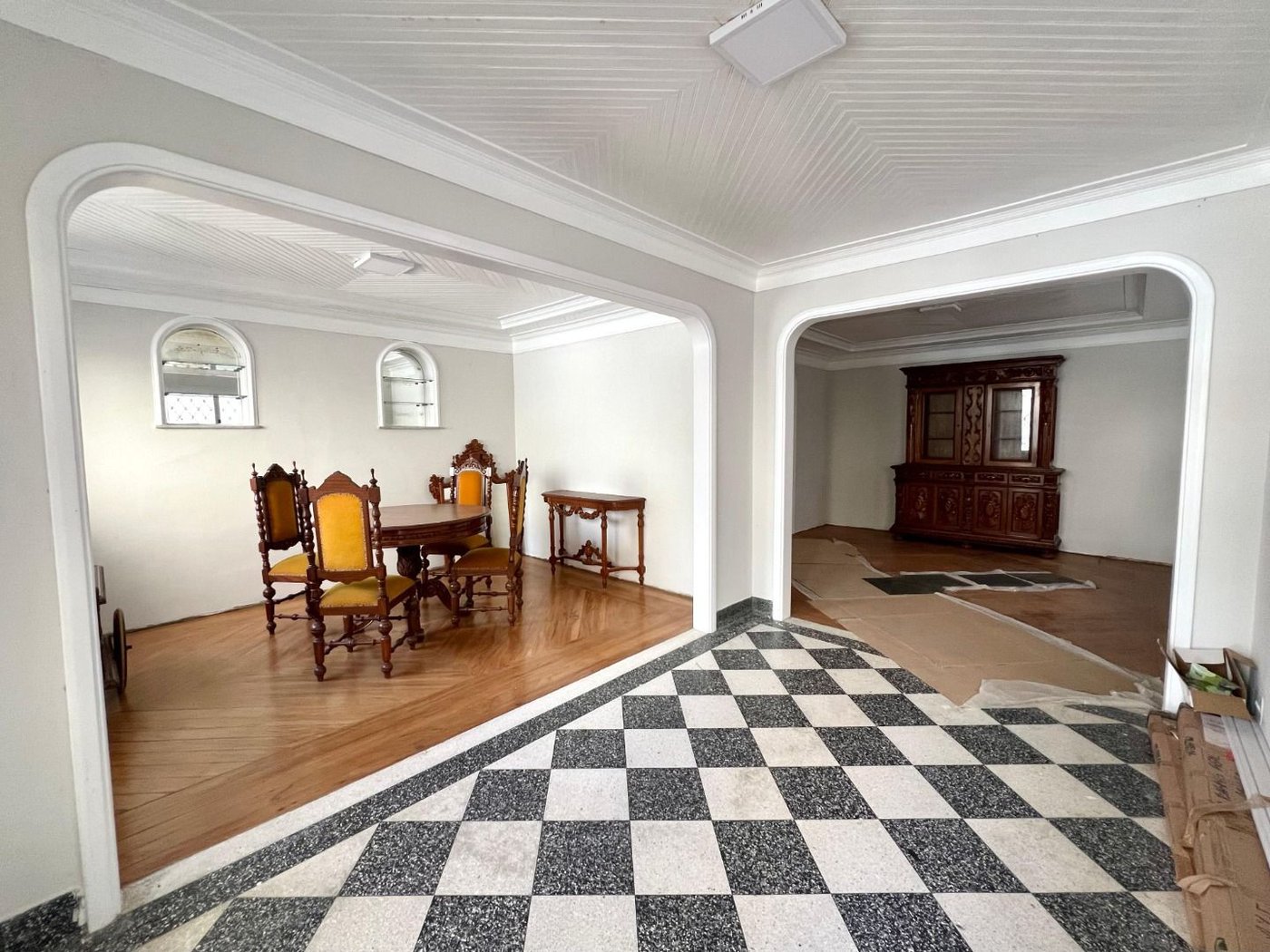 Casa com 3 dormitórios para alugar, 284 m² por R$ 21.162,89 - Gonzaga - Santos/SP