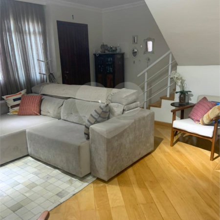 Casa à venda com 3 quartos, sendo 1 suíte, no condomínio Traituba, São Paulo - SP