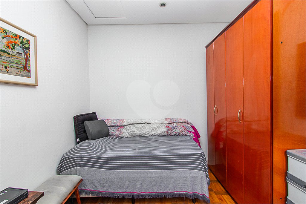 Sobrado à venda com 5 quartos em Vila Mariana, São Paulo, SP
