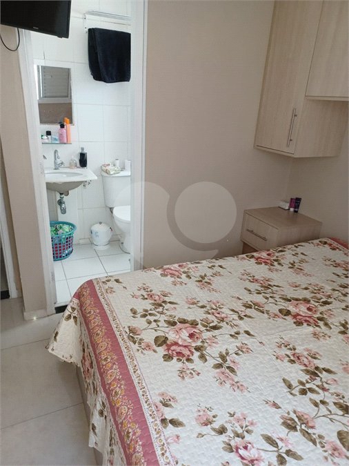 Apartamento à venda com 2 quartos, sendo 1 suíte,  em Jardim Flor da Montanha, Guarulhos, SP