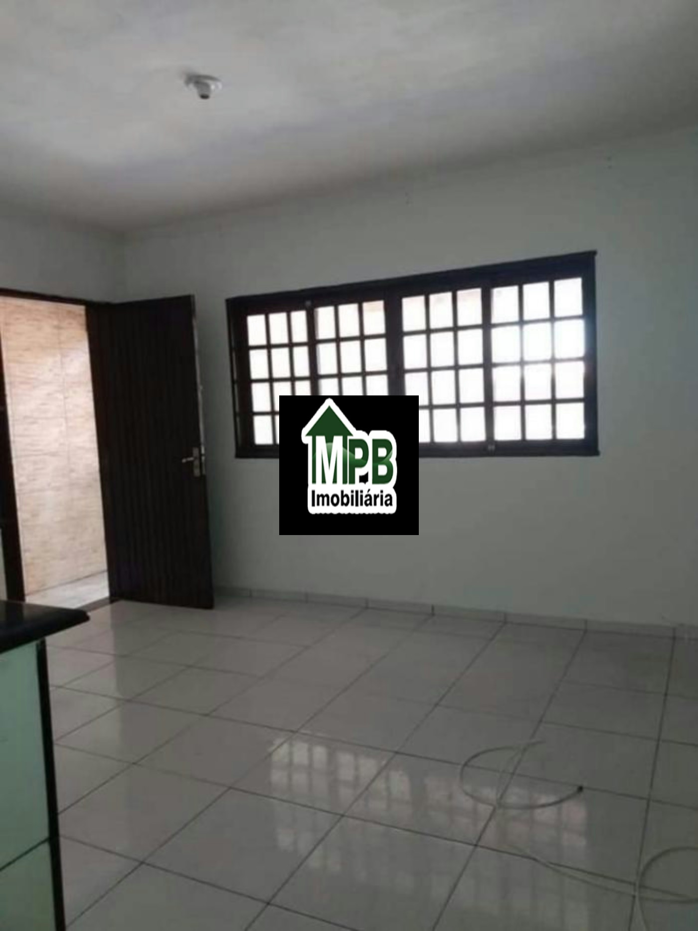 Sobrado à venda com 4 quartos, sendo 1 suíte, em Jardim Santa Cecilia, Sorocaba, SP
