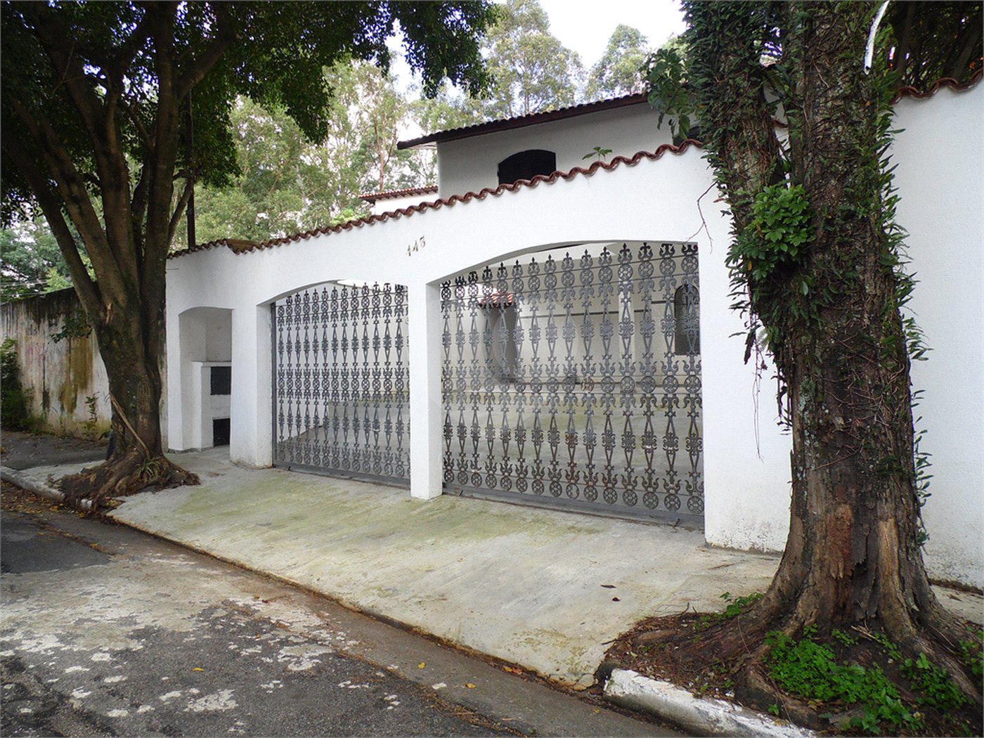 Casa à venda com 5 quartos, sendo 3 suítes, em Vila São Francisco, São Paulo, SP