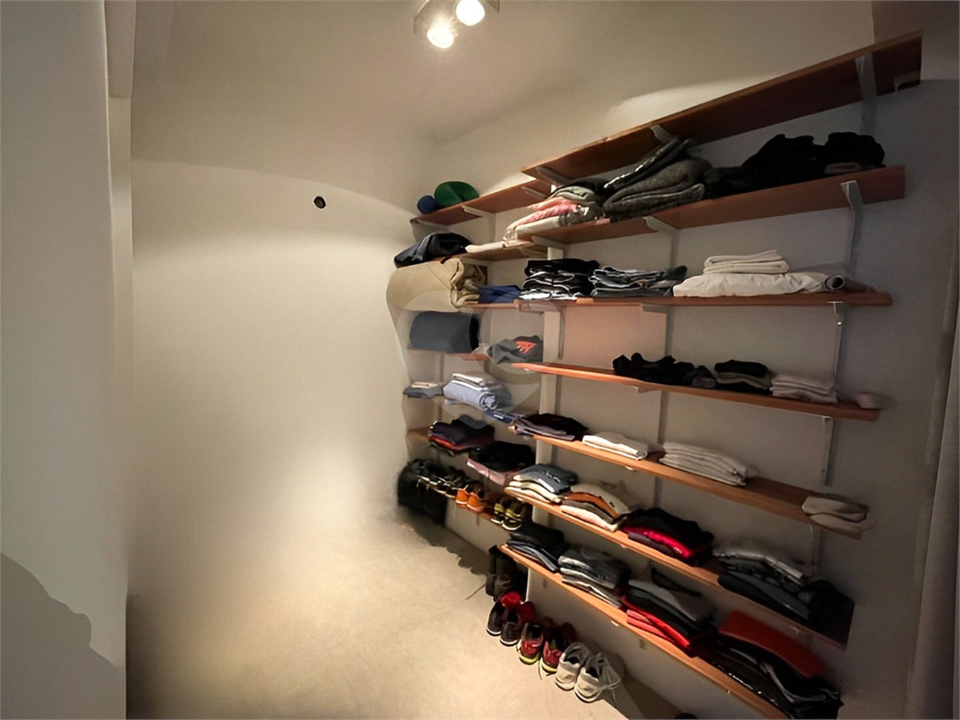 Apartamento à venda com 2 quartos, sendo 1 suíte, em Cerqueira César, São Paulo, SP