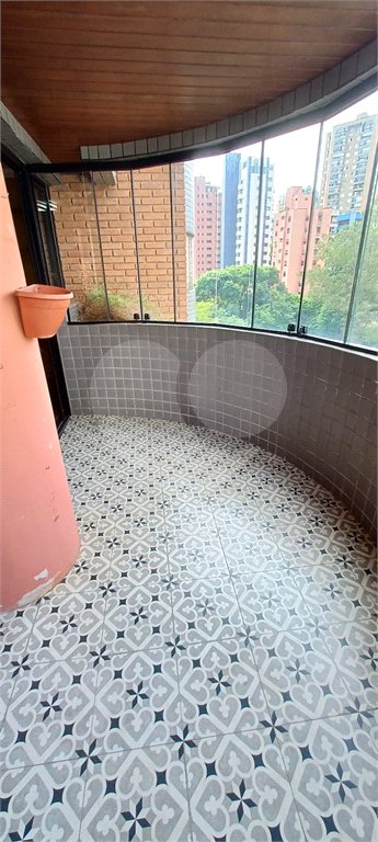 Apartamento à venda com 3 quartos, sendo 1 suíte,  em Lar São Paulo, São Paulo, SP