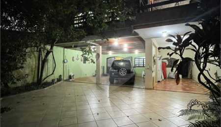 Sobrado à venda com 4 quartos, sendo 1 suíte,  em Vila Suissa, Mogi das Cruzes, SP