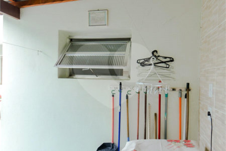Casa à venda com 4 quartos, sendo 1 suíte, em Jardim Nova Taboão, Guarulhos, SP