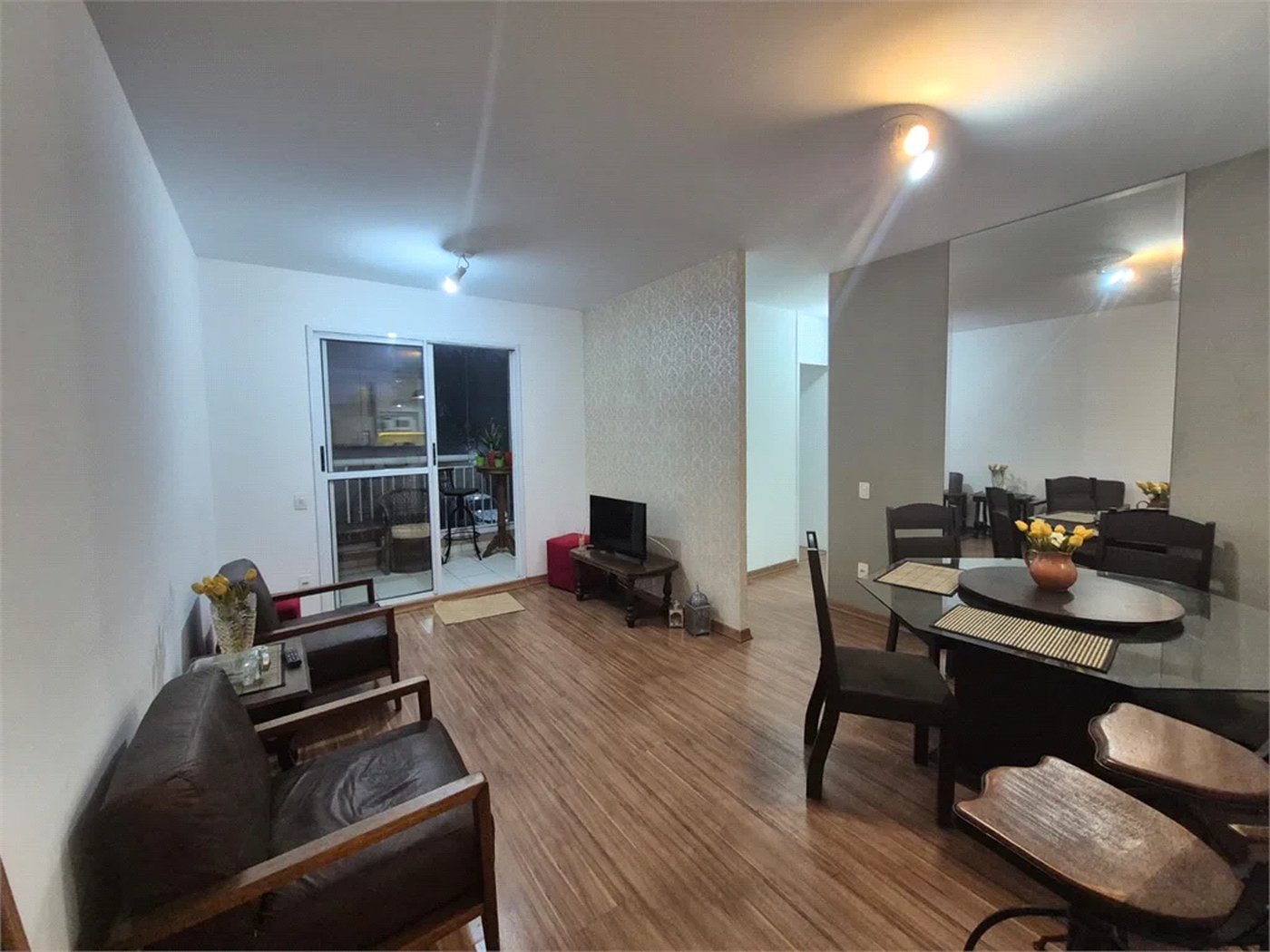 Apartamento para alugar com 2 quartos, sendo 1 suíte, em Vila Polopoli, São Paulo, SP