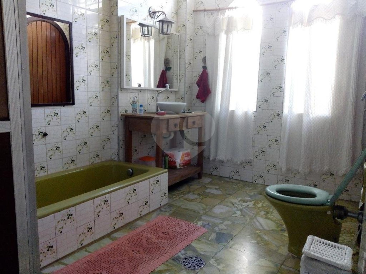 Casa à venda com 6 quartos, sendo 3 suítes,  em Brooklin Paulista, São Paulo, SP