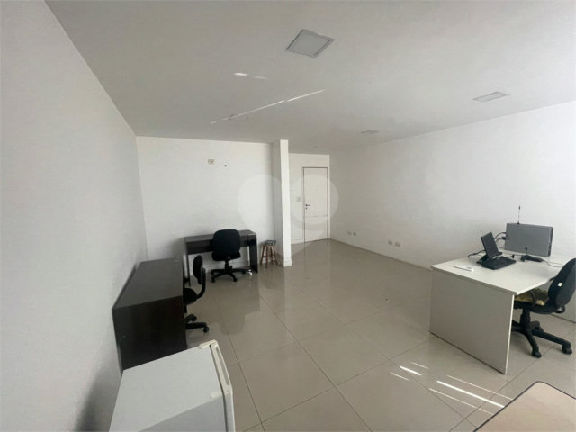 Sala à venda ou para alugar no Centro, São Paulo, SP