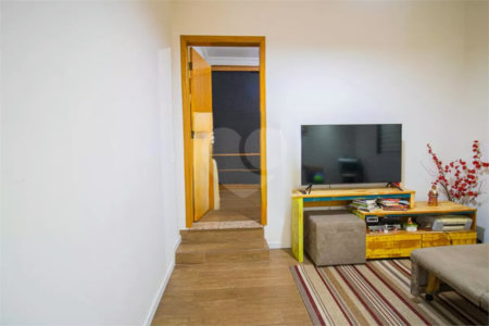 Sobrado à venda com 3 quartos, sendo 1 suíte, em Vila Medeiros, São Paulo, SP