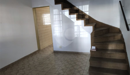 Sobrado à venda com 2 quartos em Vila Guarani (z Sul), São Paulo, SP