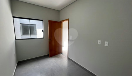 Casa de Vila à venda com 2 quartos em Parque Vista Barbara, Sorocaba, SP