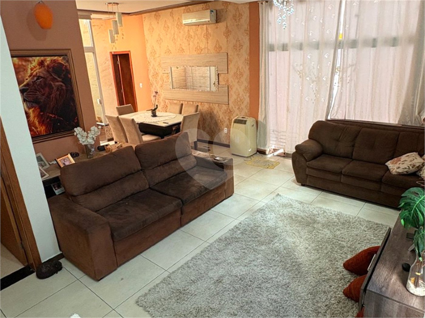 Casa à venda com 3 quartos, sendo 1 suíte,  no condomínio Jd Portugal, Sorocaba - SP