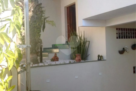 Casa Térrea à venda com 3 quartos, sendo 2 suítes, em Vila Rosália, Guarulhos, SP